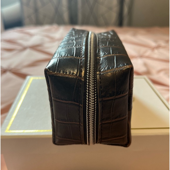 Michael Kors Sunglass Pouch - Picture 2 of 3